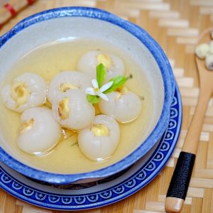 Chè hạt sen long nhãn