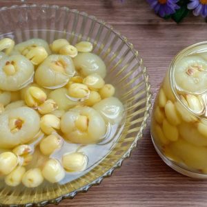 Chè hạt sen long nhãn